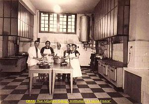 SP i- 08- St P- Rue Adj Gabaig- Jeune France
